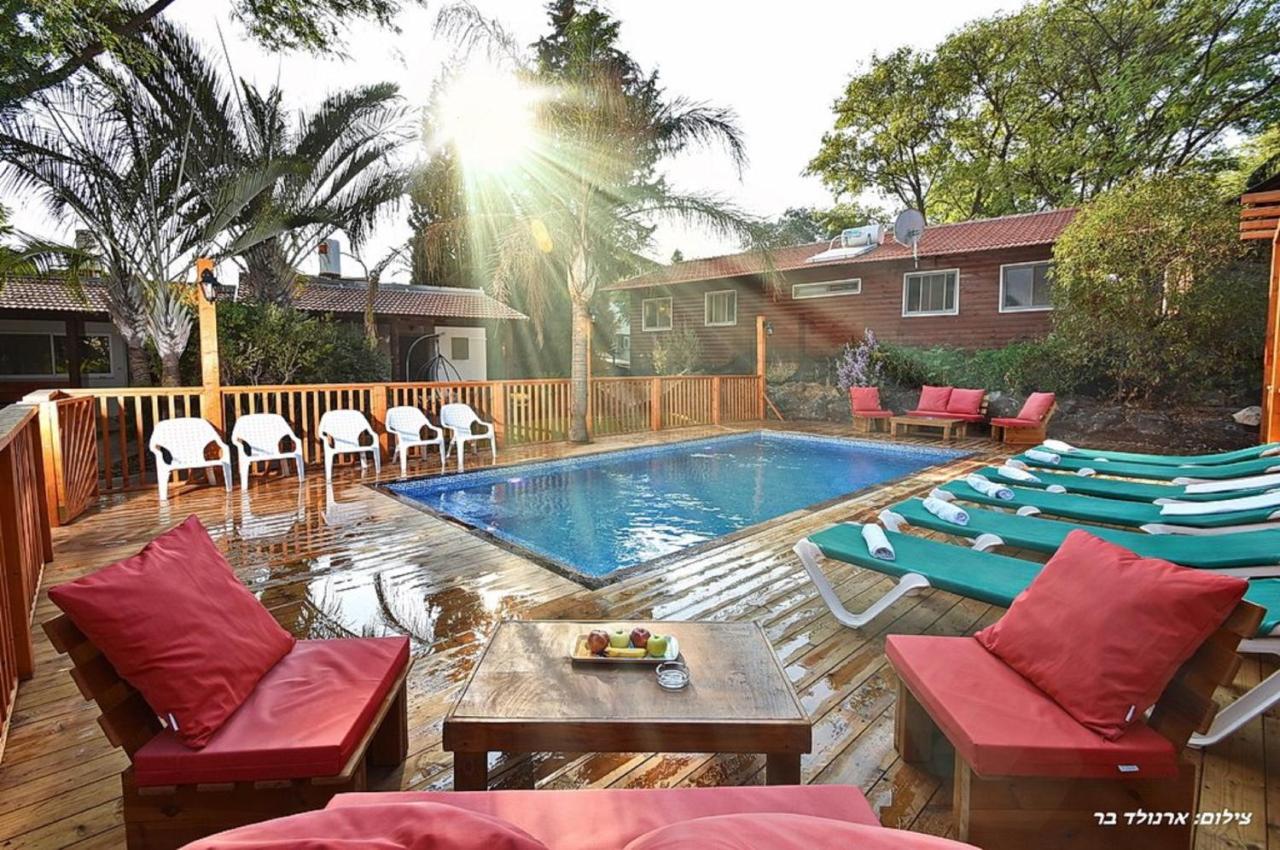Hawaii Mansion Villa Rosh Pinna Exterior photo